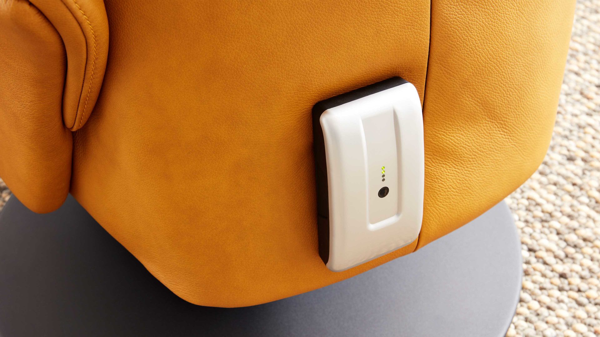 Akku Interliving aus Metall in Metallfarben Interliving Sessel Serie 4550 – Akku 0920 90X Silber