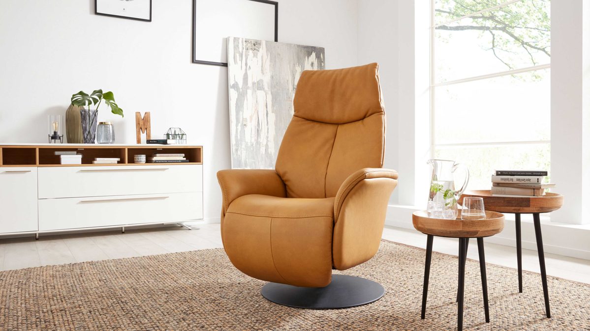 Relaxsessel Interliving aus Leder in Gelb Interliving Sessel Serie 4550 - Sessel manuelle Funktionen - kürbisfarbenes LongLife-Leder & anthrazitfarbener Tellerfuß