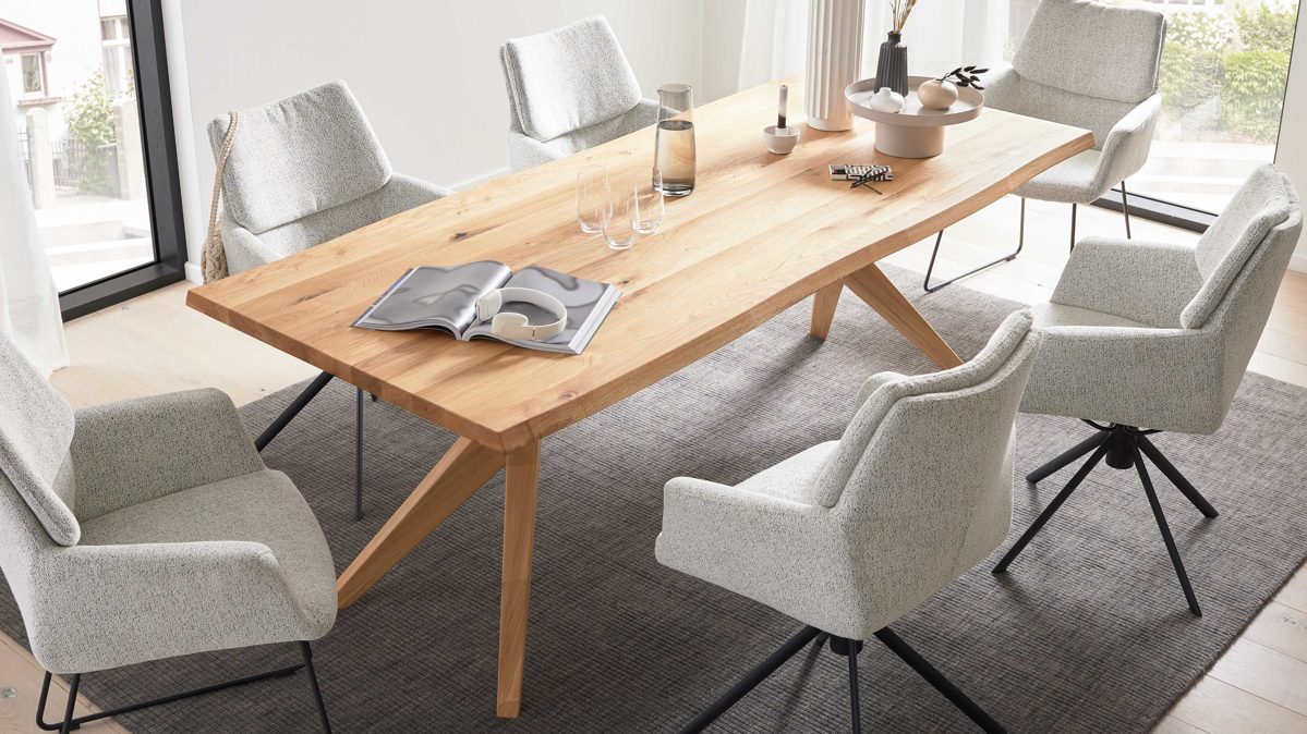 Esstisch Interliving aus Holz in Schwarz Interliving Esszimmer Serie 5118 – Esstisch Charakter-Eiche - ca. 200 x 100 cm