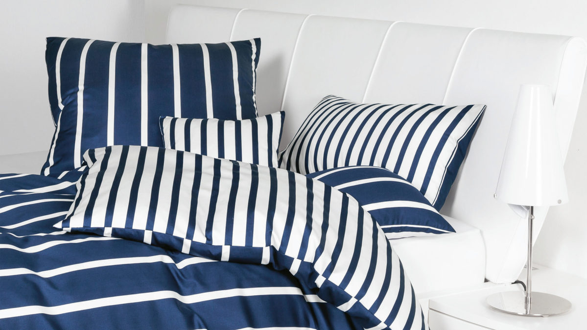Bettwäsche-Set Janine® aus Naturfaser in Dunkelblau Janine® Bettwäsche-Set Nachtschattenblau - ca. 155 x 220 cm