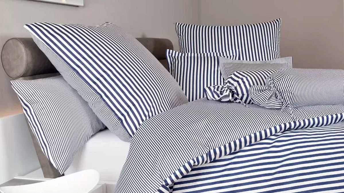 Bettwäsche-Set Janine® aus Naturfaser in Dunkelblau Janine® Bettwäsche-Set Dunkelblau - ca. 135 x 200 cm