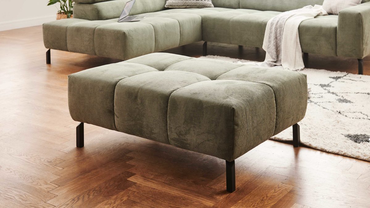 Polsterhocker SOFAkultur aus Stoff in Grün SOFAkultur Programm SK 745 2.0 - XXL-Polsterhocker olivfarbener Feincord - ca. 109 x 74 cm