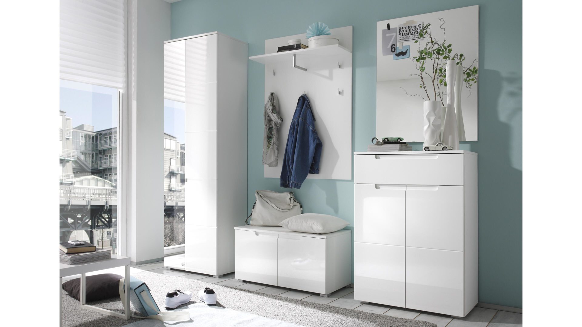 Garderobenschrank Bega-consult aus Holz in Weiß Garderobenschrank weiße Kunststoffoberflächen – zwei Türen