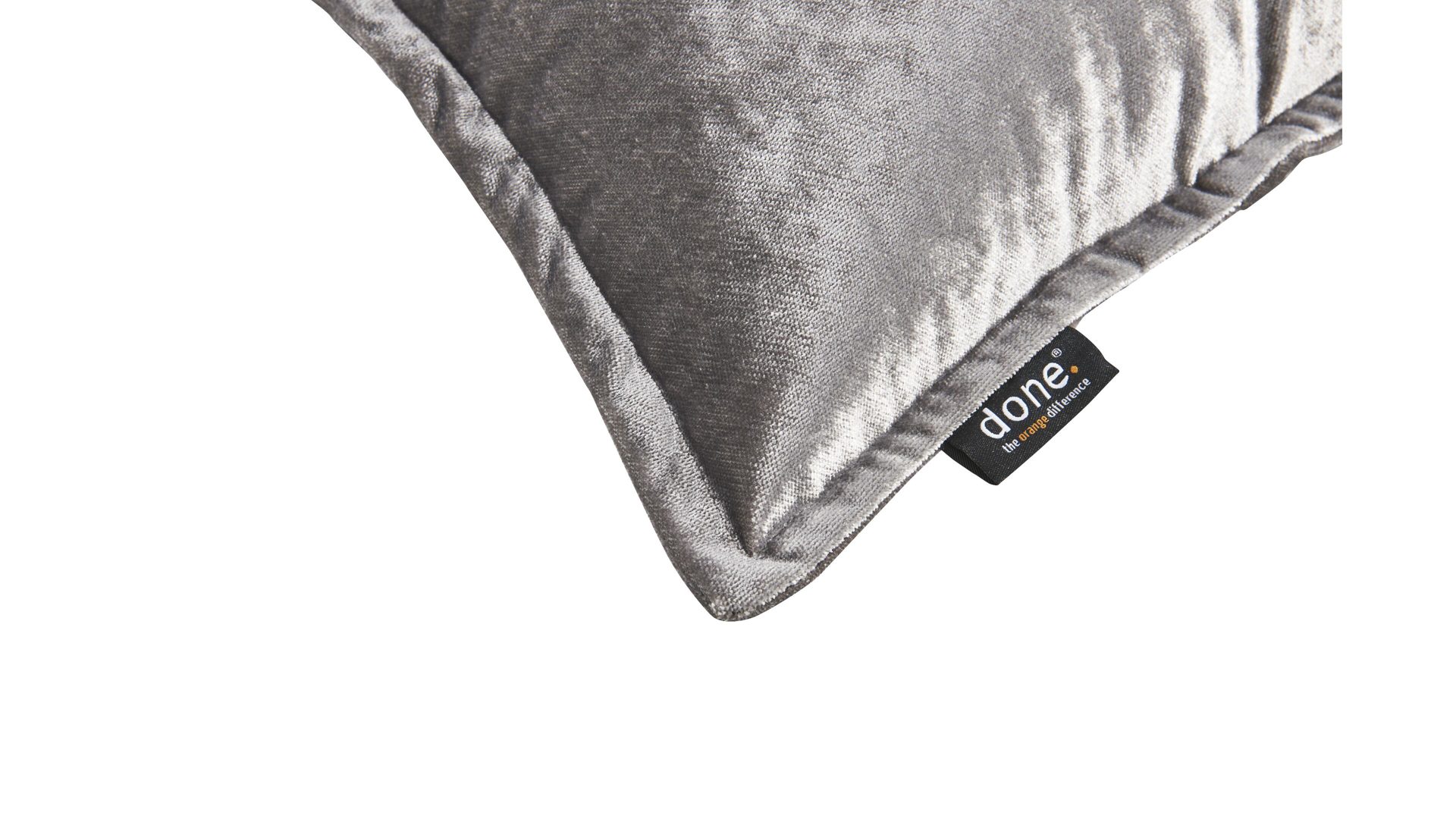 Kissenbezug /-hülle Done.® aus Stoff in Hellgrau done.® Kissenhülle Cushion Glam silberfarbener Samt – ca. 45 x 45 cm