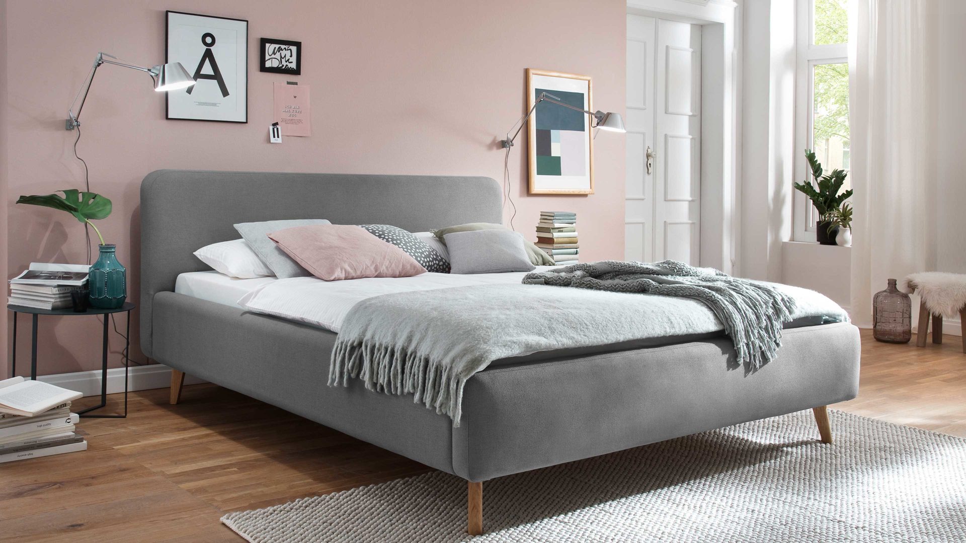 Bettgestell Meise.möbel aus Stoff in Hellgrau Polsterbettgestell Mattis hellgraues Flachgewebe Aspen 92 & Holzfüße - Liegefläche ca. 180 x 200 cm