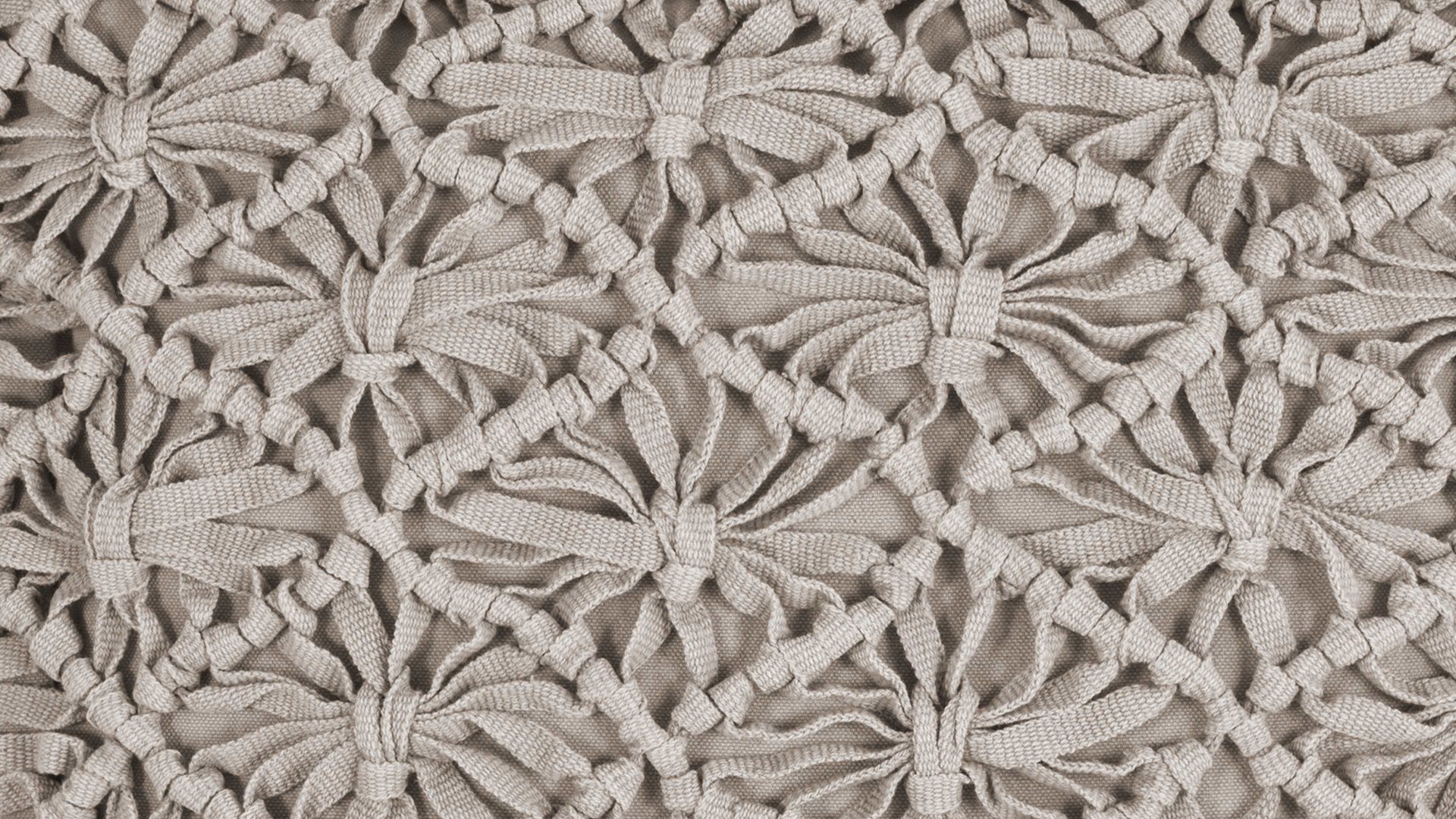 Kissenbezug /-hülle Magma sitting point aus Naturfaser in Grau MAGMA Kissenhülle Fringe taupefarbene Baumwolle - ca. 45 x 45 cm