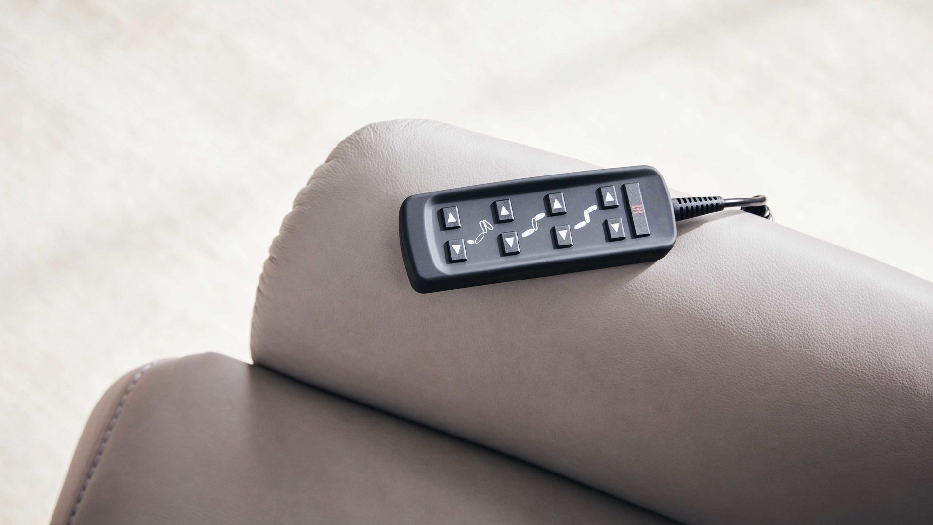 Relaxsessel Interliving aus Leder in Grau Interliving Sessel Serie 4552 – Sessel 58U44 stahlfarbenes LongLife-Leder & edelstahlfarbener Sternfuß – zwei Motoren