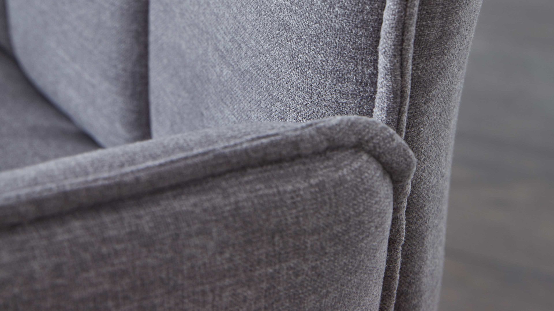 Polsterstuhl Interliving aus Stoff in Grau Interliving Esszimmer Serie 5102 – Armlehn-Polsterstuhl V232 kieselfarbener Webstoff Tirol 489 & Eiche