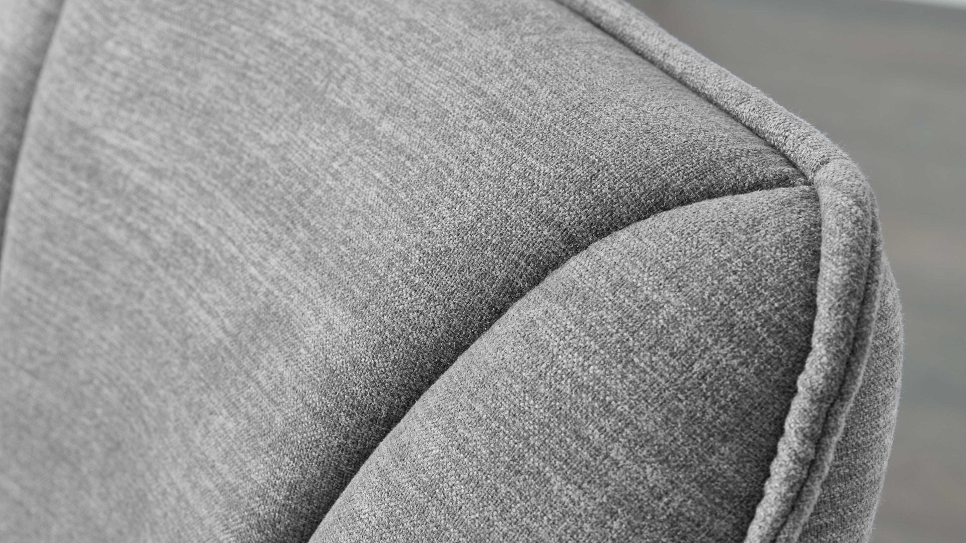 Polsterstuhl Interliving aus Stoff in Grau Interliving Esszimmer Serie 5102 – Armlehn-Polsterstuhl V232 kieselfarbener Webstoff Tirol 489 & Eiche