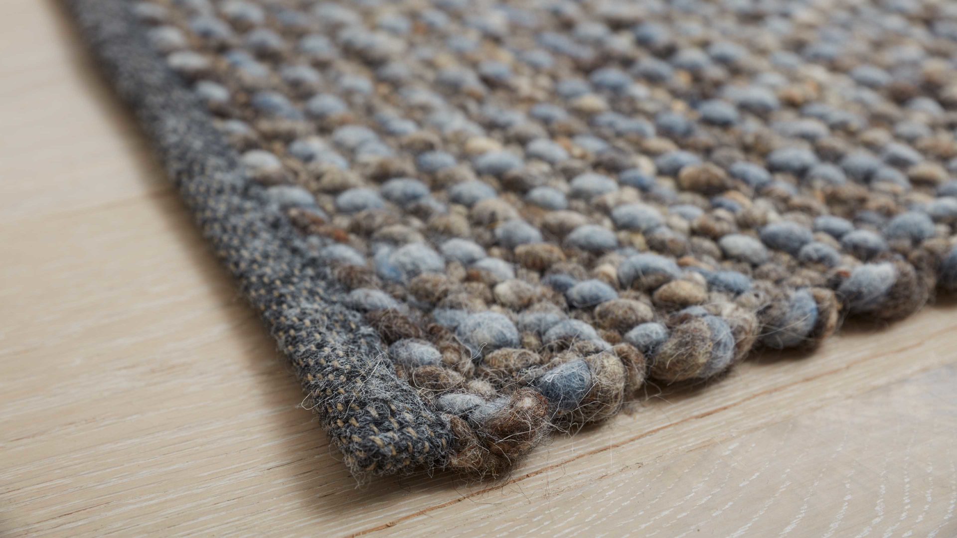 Handwebteppich Interliving aus Naturfaser in Dunkelblau Interliving Teppich Serie B-8001 Ocean – ca. 170 x 240 cm