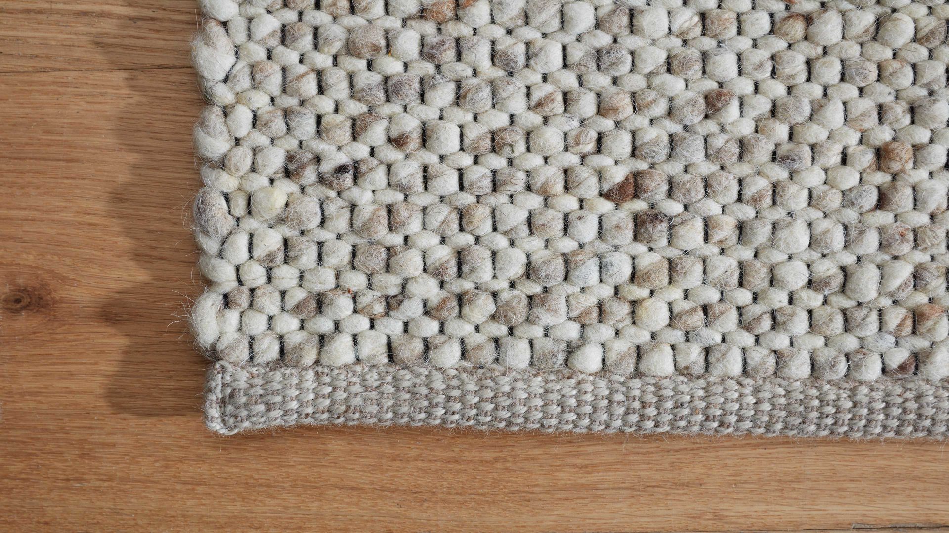 Handwebteppich Interliving aus Naturfaser in Beige Interliving Teppich Serie B-8001 sandfarbene Schurwolle – ca. 90 x 170 cm