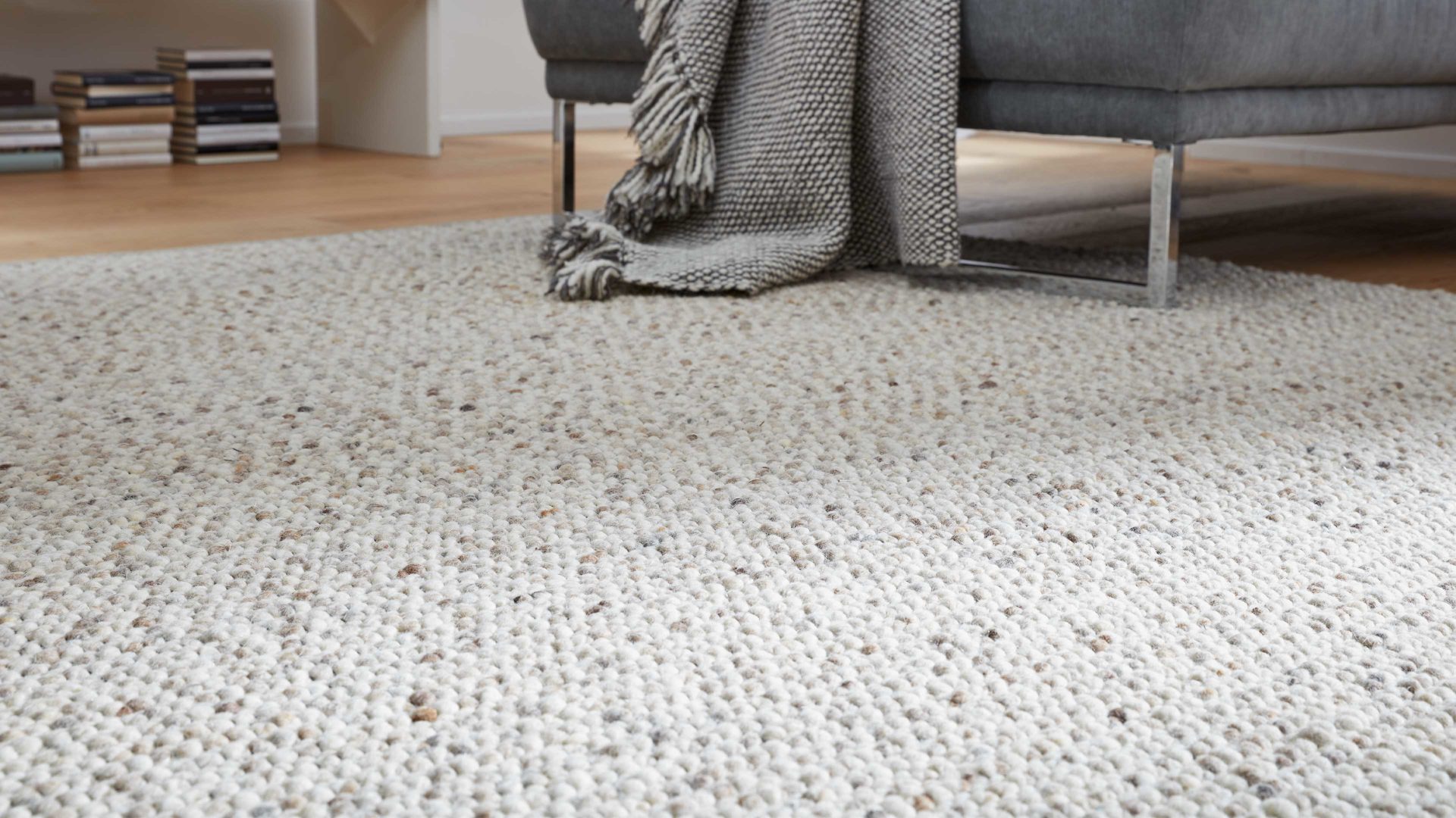 Handwebteppich Interliving aus Naturfaser in Beige Interliving Teppich Serie B-8001 sandfarbene Schurwolle – ca. 90 x 170 cm