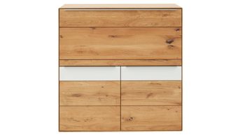 Schreibtisch Interliving aus Holz in Weiß Interliving Wohnzimmer Serie 2020 - Highboard 151197 Optiwhite, Asteiche & Riss-Eiche – Schreibplatte, zwei Türen