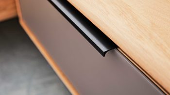 Komplettzimmer Interliving aus Holz in Grau Interliving Schlafzimmer Serie 1015 – Komplettzimmer 1002 Siena & Wildeiche – vierteilig, sechstürig