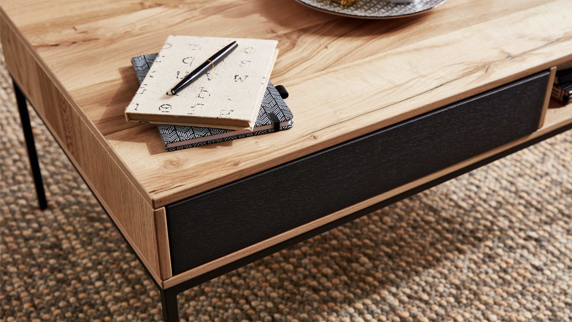 Couchtisch Interliving aus Holz in Holzfarben Interliving Esszimmer Serie 5604 - Couchtisch V466-0308A Eiche rustico & Anthrazit - ca. 100 x 60 cm