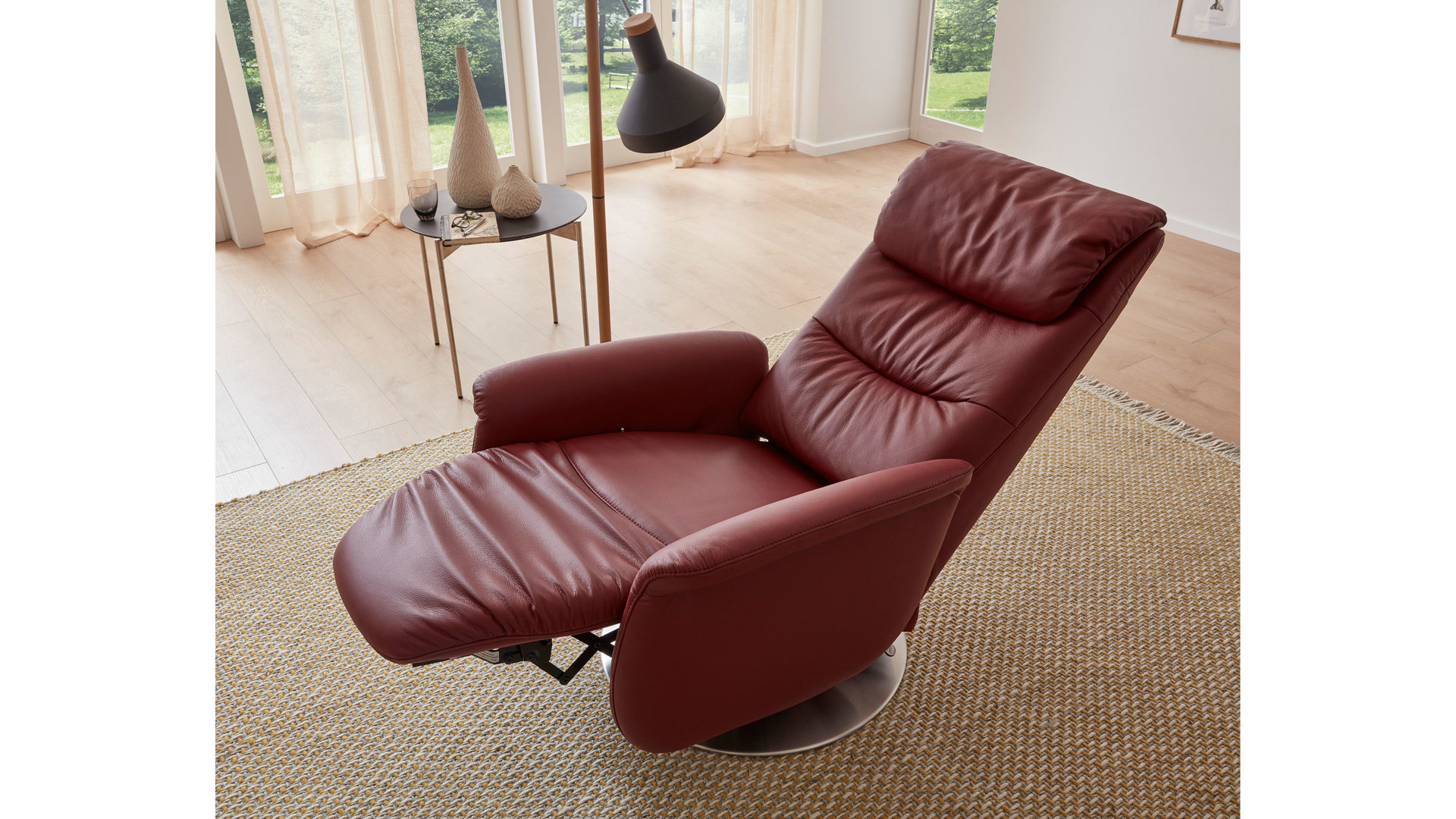 Relaxsessel comfortmaster besser sitzen, liegen, leben aus Leder in Rot Comfortmaster Fernsehsessel 9720 rossofarbenes LongLife-Rusticaleder  & edelstahlfarbener Tellerfuß