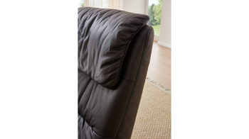 Relaxsessel comfortmaster besser sitzen, liegen, leben aus Leder in Schwarz Comfortmaster Fernsehsessel 9720 teerfarbenes LongLife-Rusticaleder  & edelstahlfarbener Tellerfuß
