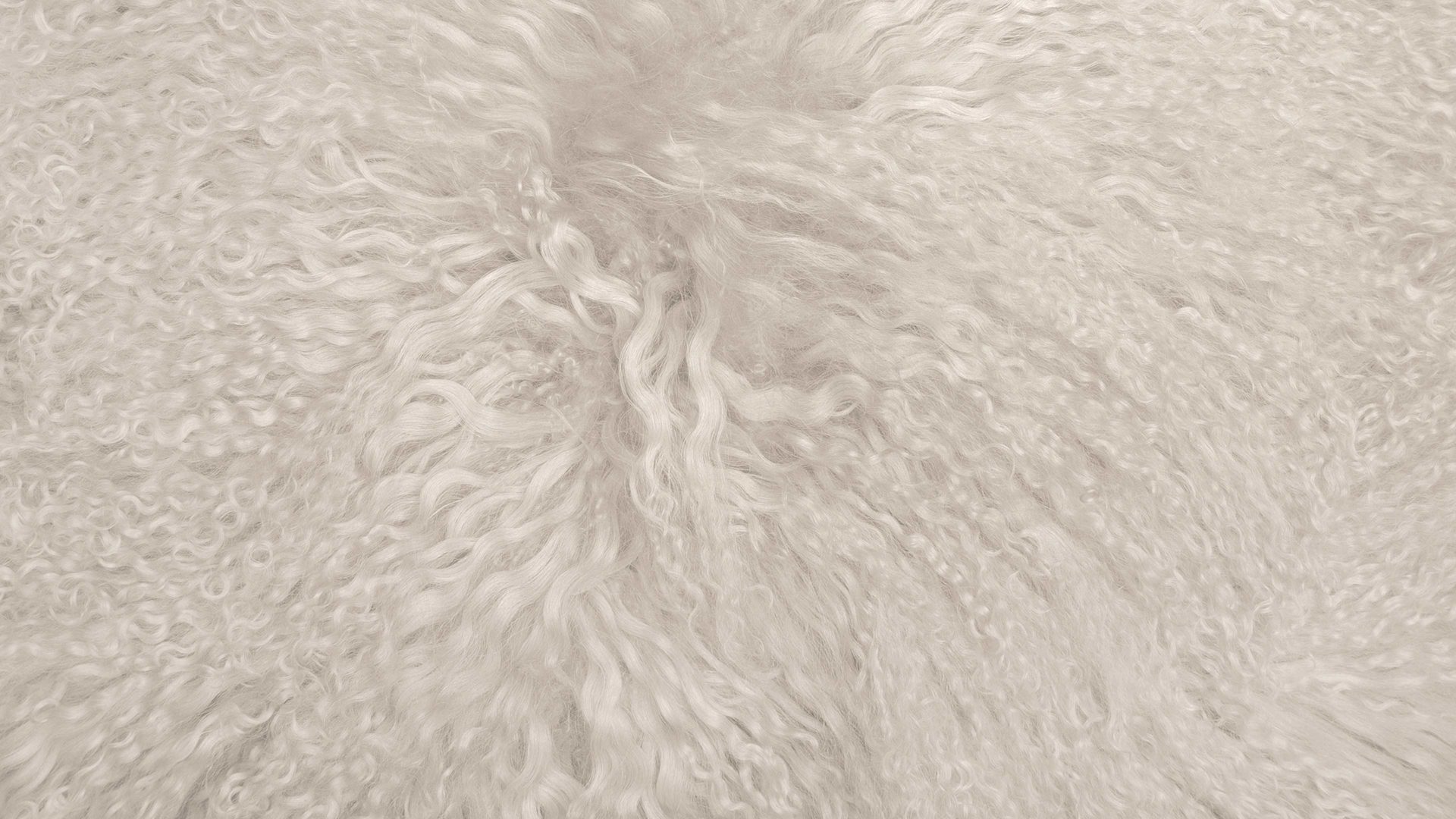 Kissenbezug /-hülle Magma sitting point aus Fell in Beige MAGMA Kissenhülle Pamina taupefarbenes Tibet-Lammfell - ca. 40 x 40 cm