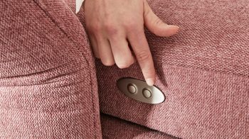 Funktion Interliving aus Metall in Transparent Interliving Sofa Serie 4400 - Relaxfunktion CH-M1T Funktions-Mehrpreis