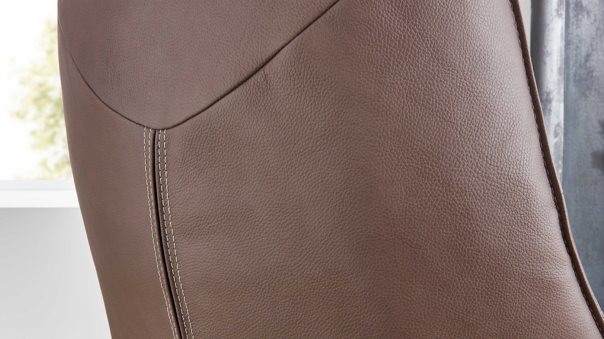 Relaxsessel comfortmaster besser sitzen, liegen, leben aus Leder in Braun Comfortmaster 7937 - Relaxsessel kokosfarbenes Leder Rustika & Edelstahl-Sternfuß