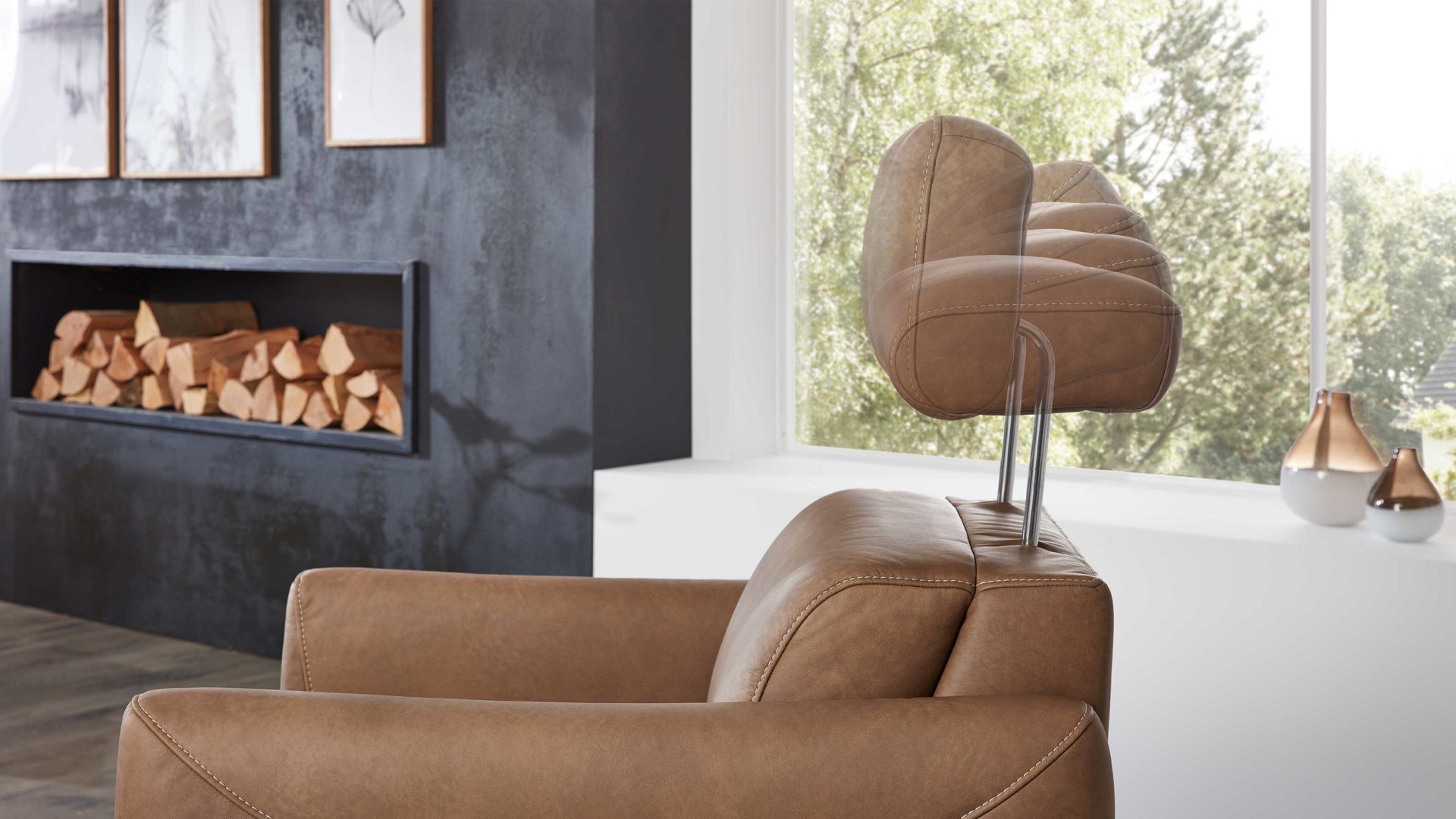 Relaxsessel comfortmaster besser sitzen, liegen, leben aus Leder in Hellbraun Comfortmaster 7180 - Relaxsessel 24E44 motorisch - wüstenfarbenes LongLife-Leder & anthrazitfarbener Sternfuß