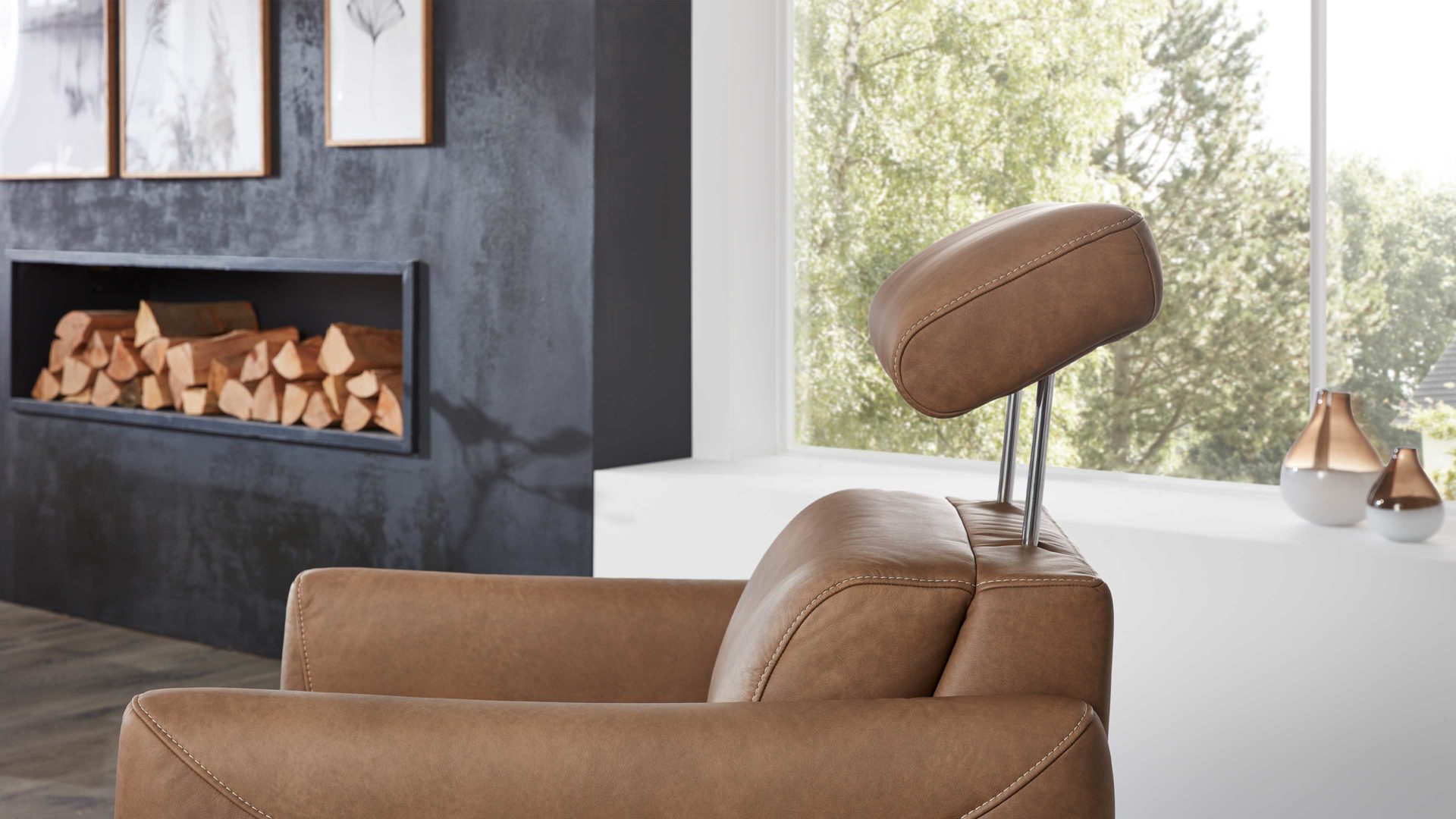 Relaxsessel comfortmaster besser sitzen, liegen, leben aus Leder in Hellbraun Comfortmaster 7180 - Relaxsessel 24E44 motorisch - wüstenfarbenes LongLife-Leder & anthrazitfarbener Sternfuß