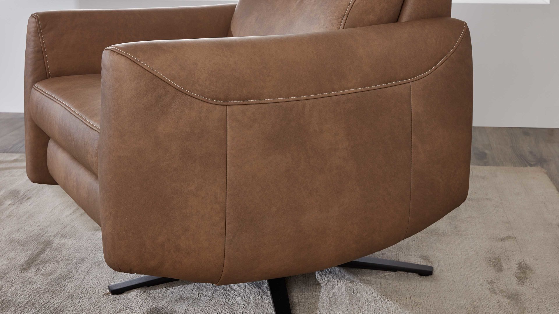 Relaxsessel comfortmaster besser sitzen, liegen, leben aus Leder in Hellbraun Comfortmaster 7180 - Relaxsessel 23L44 manuell - wüstenfarbenes LongLife-Leder & anthrazitfarbener Sternfuß