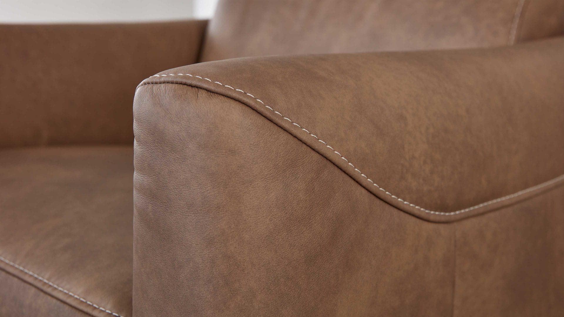 Relaxsessel comfortmaster besser sitzen, liegen, leben aus Leder in Hellbraun Comfortmaster 7180 - Relaxsessel 24E44 motorisch - wüstenfarbenes LongLife-Leder & anthrazitfarbener Sternfuß