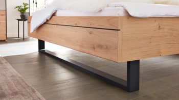 Bettgestell Interliving aus Holz in Holzfarben Interliving Schlafzimmer Serie 1024 – Bettgestell 83238 Kufengestell, Liegefläche ca. 140 x 200 cm - Balkeneiche