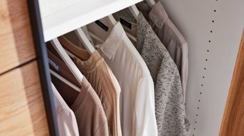 Komplettzimmer Interliving aus Holz in Beige Interliving Schlafzimmer Serie 1024 – Komplettzimmer Design 27, vierteilig - Sand & Balkeneiche