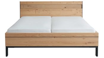 Bettgestell Interliving aus Holz in Holzfarben Interliving Schlafzimmer Serie 1024 – Bettgestell Winkelfüße, Liegefläche ca. 200 x 200 cm - Balkeneiche