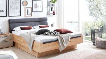 Bettgestell Interliving aus Holz in Anthrazit Interliving Schlafzimmer Serie 1023 – Bettgestell schwebend, Liegefläche ca. 200 x 200 cm - Balkeneiche & Anthrazit