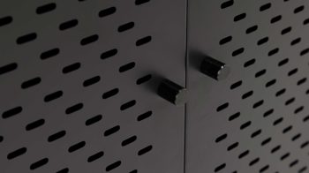 Einzelschrank Actona group aus Metall in Schwarz Metallmöbel Newcastle - Schrank schwarzes Metall - zwei Türen, Breite ca. 80 cm