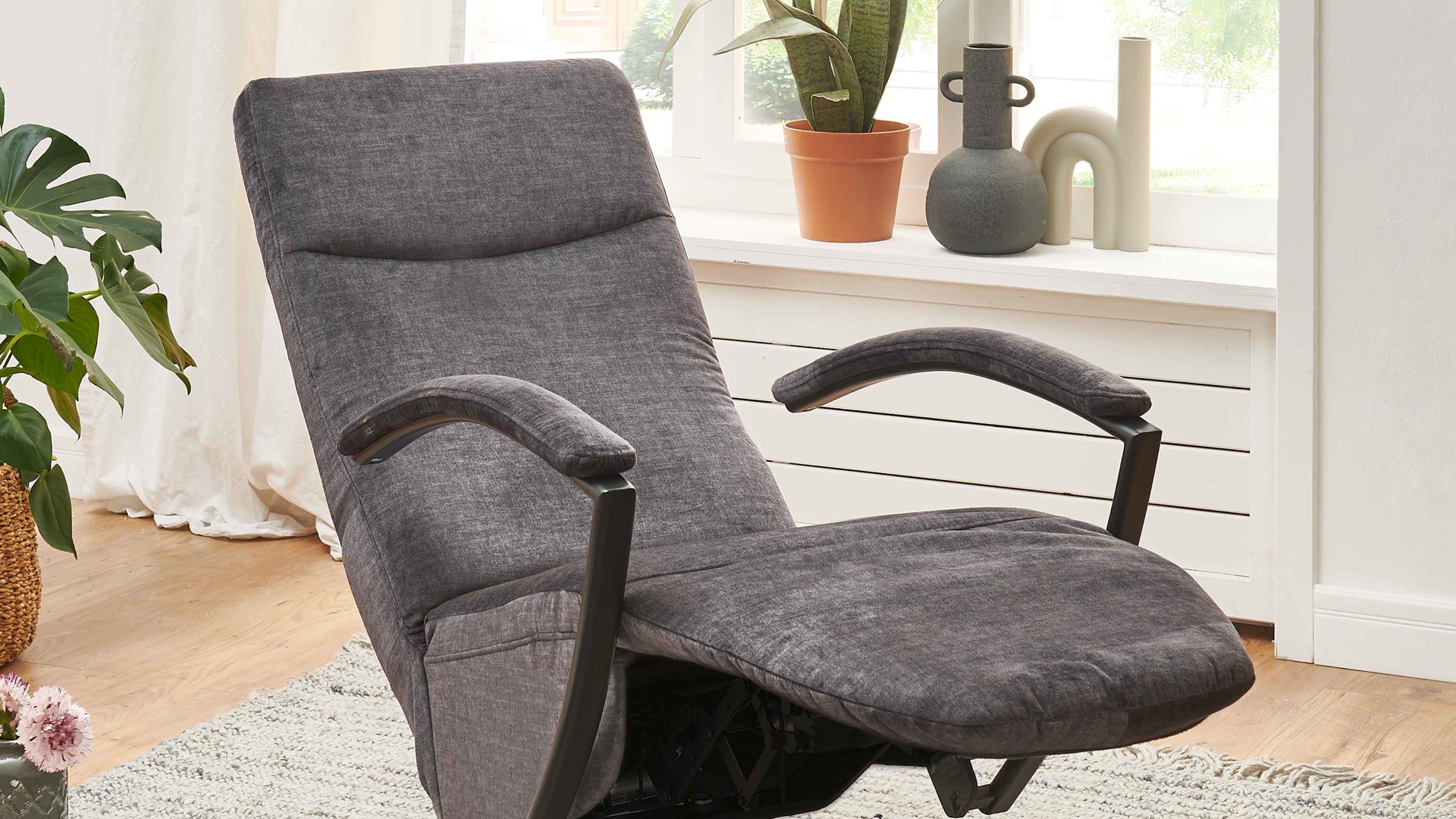 Relaxsessel modulmaster aus Stoff in Anthrazit Modulmaster MM-ZE1062 - Relaxsessel 1DRF M2 anthrazitfarbener Velours Joyce & schwarzer Sternfuß AD4S