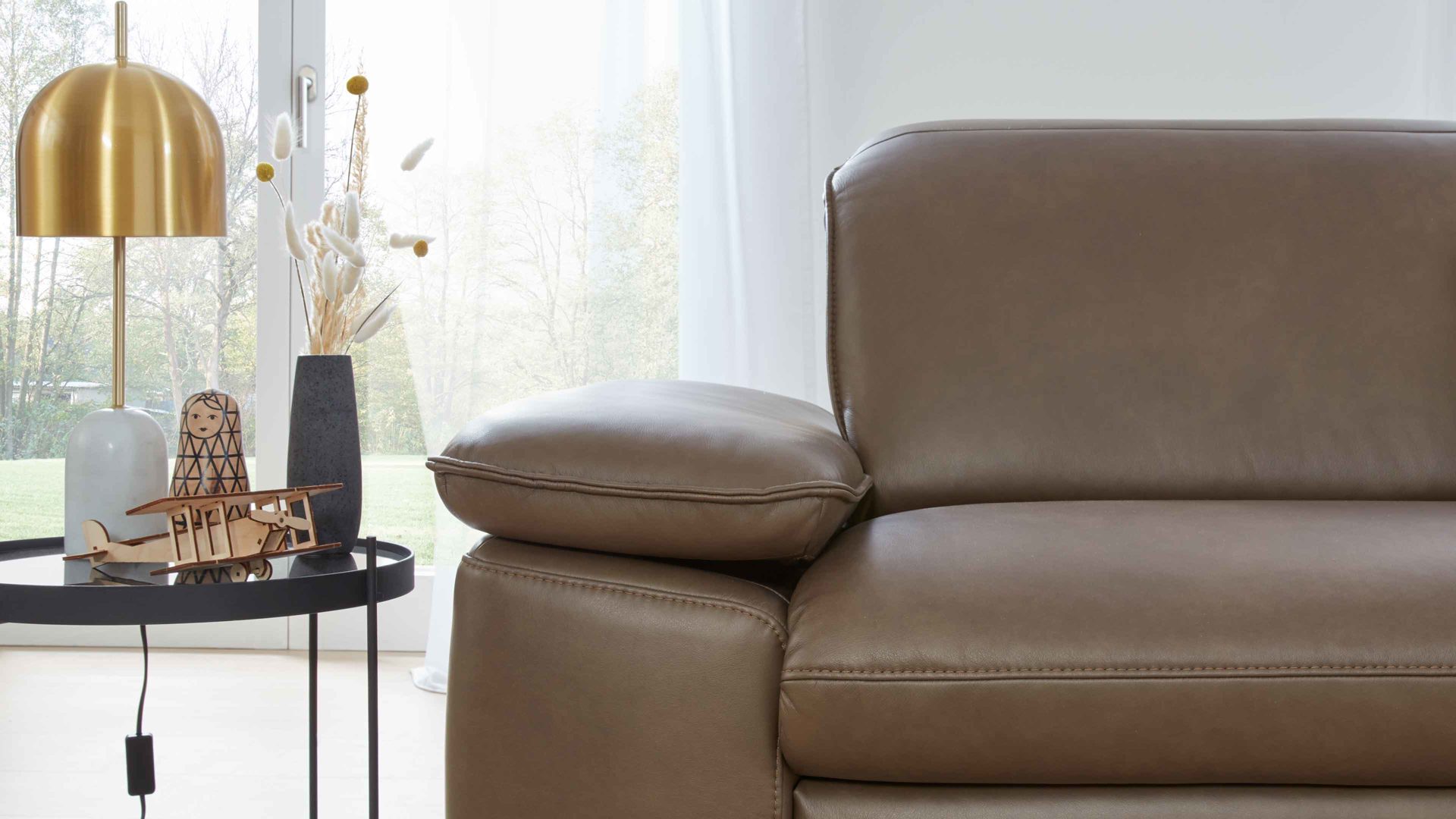 Ecksofa modulmaster aus Leder in Braun Modulmaster MM-PN1137 - Ecksofa steinfarbenes Leder Torro & schwarze Metallfüße - Stellfläche ca. 297 x 245 cm