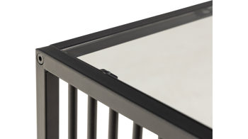 Beistelltisch Actona group aus Glas in Schwarz Beistelltisch Strington rauchfarbenes Glas & schwarzes Metallgestell