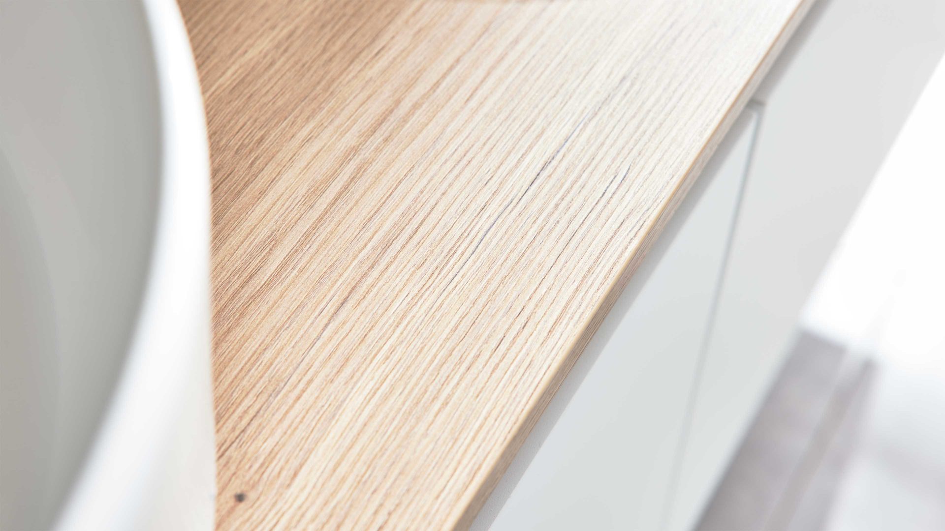 Badmöbel-Set Interliving aus Holz in Weiß Interliving Bad Serie 7332 - Badmöbel-Set Basis Alpinweiß & Eiche Sierra