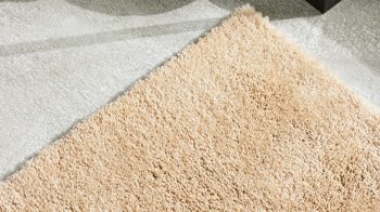 Badematte / Badeteppich Interliving aus Kunstfaser in Beige Interliving Badteppich Serie 9112 Beige - ca. 60 x 90 cm