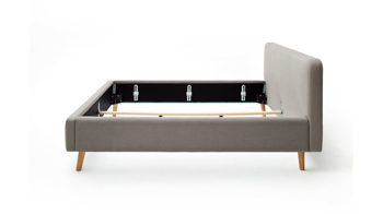 Bettgestell Meise.möbel aus Stoff in Taupe Polsterbettgestell Mattis taupefarbenes Flachgewebe Aspen 23 & Holzfüße - Liegefläche ca. 140 x 200 cm