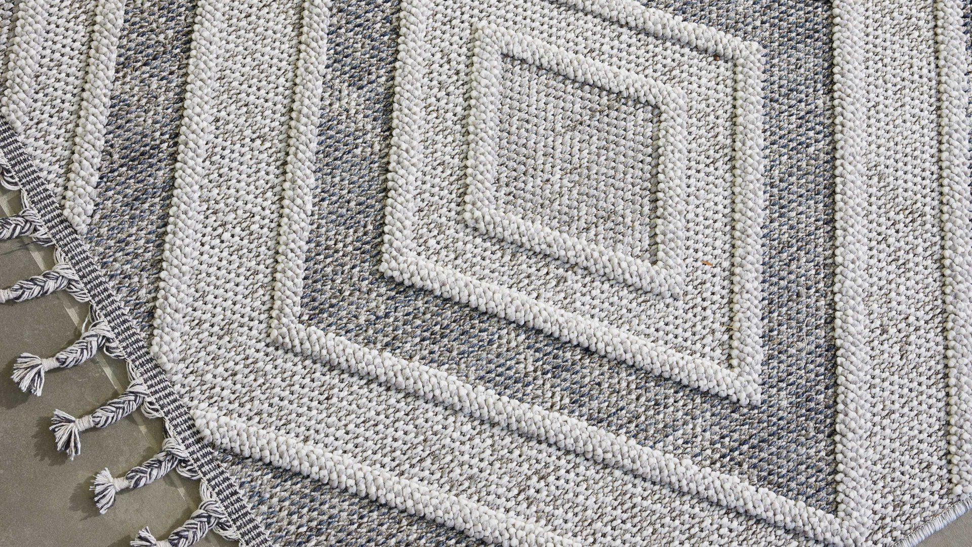 Outdoor-Teppich Interliving aus Kunstfaser in Grau Interliving Teppich Serie G-8010 - Outdoor-Teppich graues Rautenmuster - ca. 200 x 290 cm