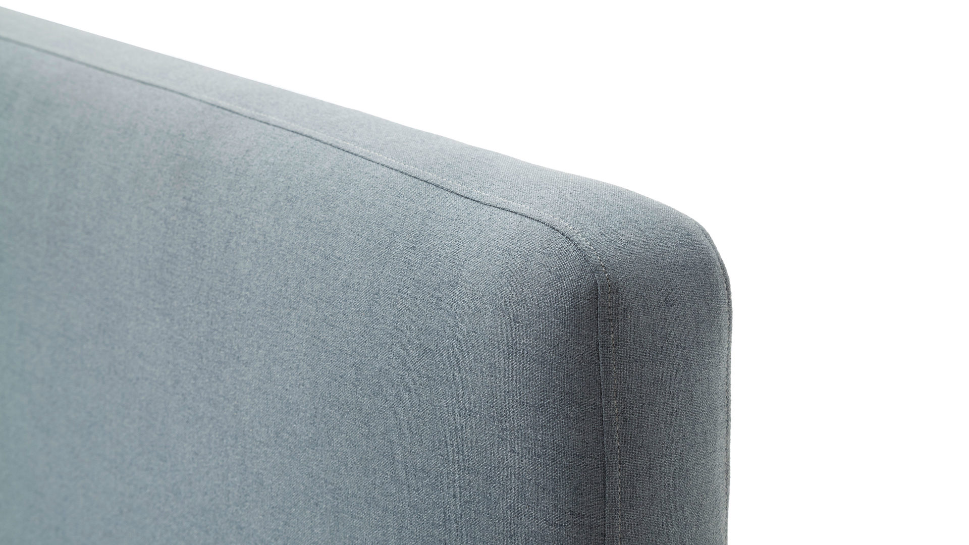 Bettgestell Meise.möbel aus Stoff in Blau Polsterbettgestell Mattis mit Bettkasten eisblaues Flachgewebe Aspen 84 & Holzfüße - Liegefläche ca. 160 x 200 cm