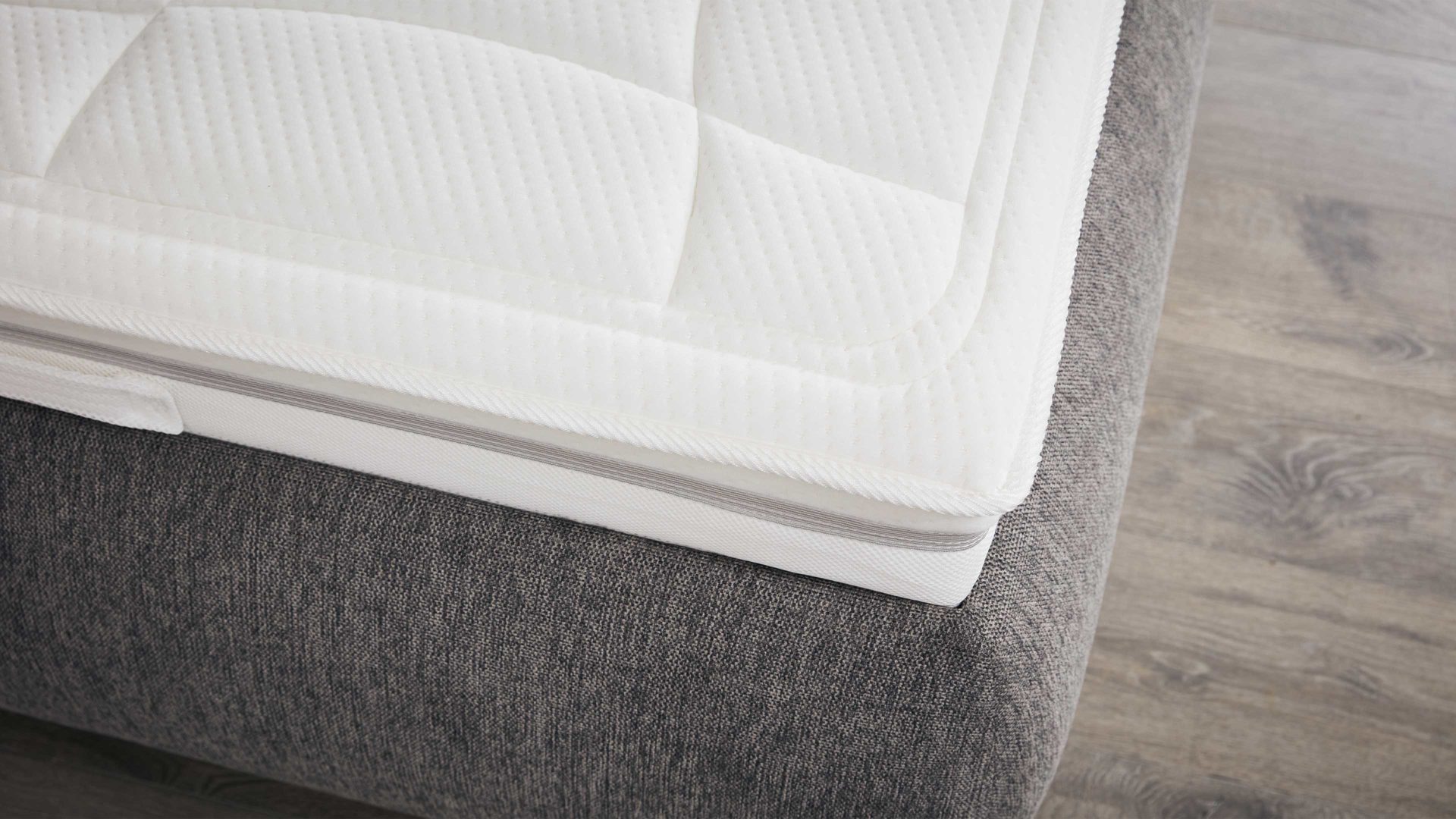 Polsterbett comfortmaster besser sitzen, liegen, leben aus Stoff in Grau Comfortmaster Messina - Polsterbett graue Mikrofaser Brego 321100 – Liegefläche ca. 180 x 200 cm