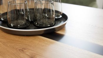 Esstisch Interliving aus Holz in Holzfarben Interliving Esszimmer Serie 5605 – Esstisch 7823 Charakter-Eiche & Schwarz - ca. 220 x 100 cm