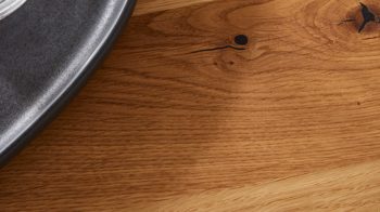 Esstisch Interliving aus Holz in Schwarz Interliving Esszimmer Serie 5118 – Esstisch 6923 Charakter-Eiche - ca. 200 x 100 cm