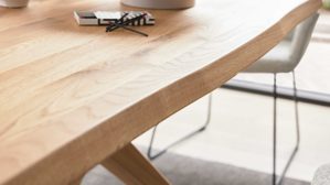 Esstisch Interliving aus Holz in Schwarz Interliving Esszimmer Serie 5118 – Esstisch 6923 Charakter-Eiche - ca. 200 x 100 cm