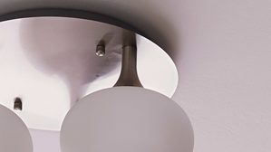 Deckenleuchte Interliving aus Glas in Weiß Interliving Leuchten Serie 9344 - Deckenleuchte Opalglas & Nickel – Durchmesser ca. 45 cm