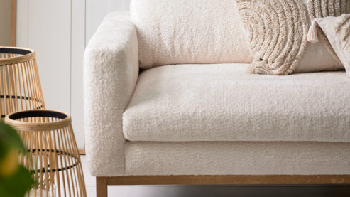 2,5-Sitzer Roomio® aus Stoff in Weiß Roomio® No. 4105 - 2,5-Sitzer weißer Stoffbezug Shaun & Holzfüße 1118 HREG - Länge ca. 188 cm