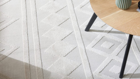 Webteppich Roomio® aus Kunstfaser in Weiß Roomio® Teppich No. 8304 cremefarbenes Rautenmuster - ca. 133 x 190 cm