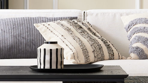 Kissenbezug /-hülle Roomio® aus Stoff in Beige Roomio® Kissenhülle No. 9410 beiges & schwarzes Streifenmuster - ca. 45 x 45 cm