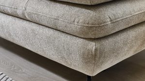 Polsterhocker modulmaster aus Stoff in Beige Modulmaster Serie MM-MP1181 - XL-Hocker ecrufarbenes Flachgewebe Cyber & schwarze Metallfüße – ca.  93 x 72 cm